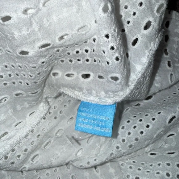 J McLaughlin Women Elegant White Eyelet Blouse Medium Cottagecore Top - Picture 5 of 5